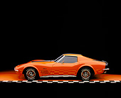 VET 05 RK0136 01
1971 Chevrolet Corvette Stingray Orange Bullstripe Profile View On Orange Checkered Floor Studio