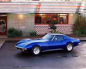 VET 05 RK0006 01
1971 Chevrolet Corvette Blue 3/4 Side View On Pavement In Front Of Diner