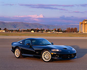 VIP 02 RK0092 03
1999 Dodge Viper GTS ACR Black 3/4 Front View On Pavement