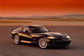 VIP 02 RK0099 01
1999 Dodge Viper GTS ACR Black 3/4 Front View On Pavement